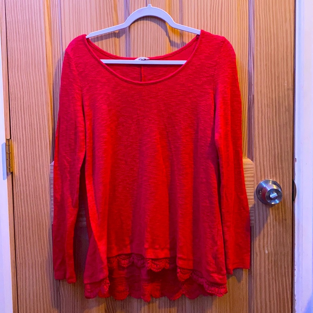 Pink/red long sleeve tee cropped would be so cute